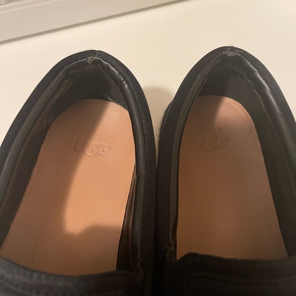 Uggs quilt design shoes 40% silk and 60% cotton. Great conditions. - Picture 11 of 13